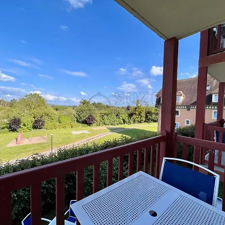 B08 1er Etage La Ferme De Deauville 1 Ch Sozen C * Saint-Arnoult (Calvados)